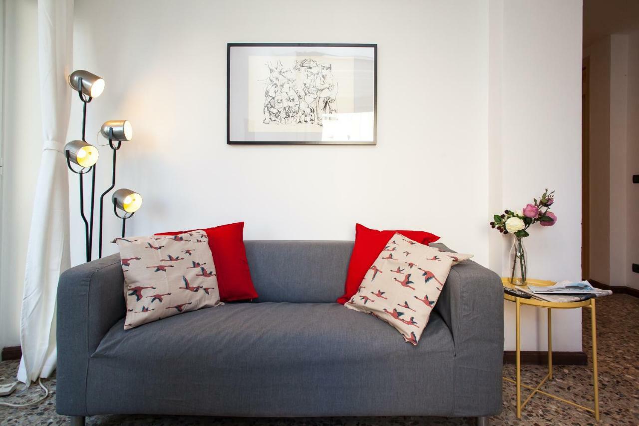 Casa Liberta - Downtown Modern Apartment With Airconditioning San Remo Exterior foto