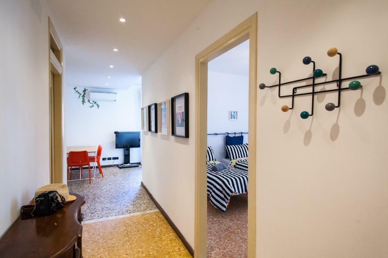 Casa Liberta - Downtown Modern Apartment With Airconditioning San Remo Exterior foto